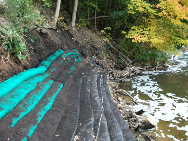 Slope & Shoreline Stabilization Techniques Superior Groundcover