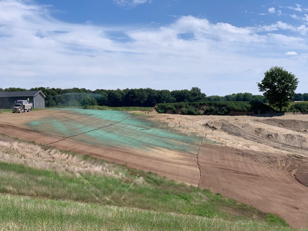 IMG_0068 commercial hydroseeding