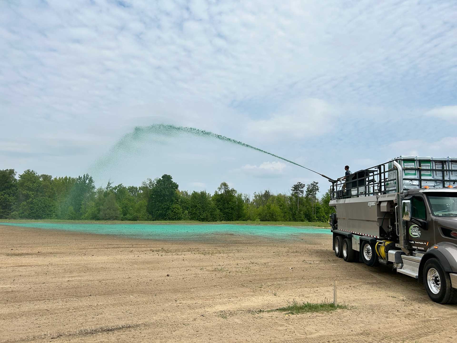 bulk mulch delivery Southfield Michigan